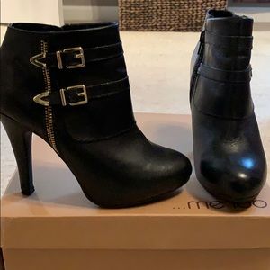 Black heeled booties